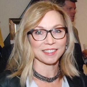 Meet your Posher, Elena